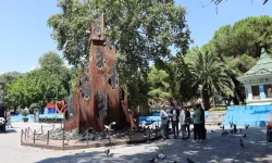 İzmit Belediyesi 15 Temmuz anıtını inceledi