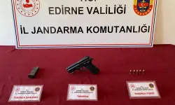 Jandarma Edirne'de tabanca ele geçirdi