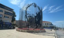Mudanya'da Atatürk İlkeleri Anıtı beğeni topluyor