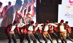 3. Uluslararası Esenyurt Halk Dansları, Müzik ve Sanat Festivali Tuğçe Kandemir konseriyle sona erdi