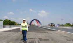 Adana’da 2 ilçe ve 4 mahalleyi birbirine bağlayacak köprü inşaatında sona gelindi