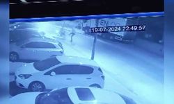 Adana’da ’dur’ ihtarına uymayan motosikletli, polise çarptı... O anlar kamerada