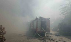 Akhisar Sanayi sitesindeki yangın korkuttu