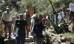 Antalya Sosyal Güvenlik İl Müdürlüğü emekliler ile doğa yürüyüşünde buluştu