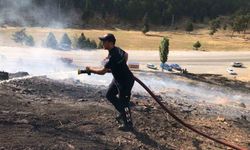 Antalya’da yangın kızılçam ormanına sıçramadan söndürüldü