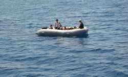 Ayvacık açıklarında 15 kaçak göçmen yakalandı