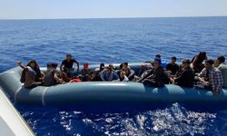 Ayvacık açıklarında 27 kaçak göçmen kurtarıldı