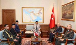 Bakan Güler, Endonezya Cumhurbaşkanı Subianto’yu kabul etti