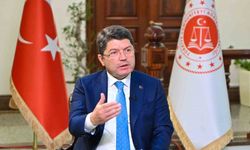 Bakan Tunç: “Türkiye Yüzyılı’nın ilk Yargı Reformu Strateji Belgesi’ni vatandaşlarımızın görüş ve önerisine açtık”