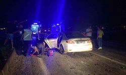 Bandırma-Gönen karayolunda tır ile otomobil çarpıştı: 3 ölü, 1 yaralı