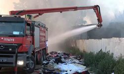 Bursa’da fabrika yangını: Ekiplerin müdahalesi sürüyor