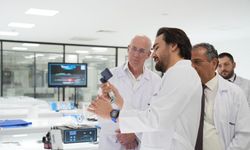 Dünyaca ünlü cerrah Dr. Michael L. Marin’den Robotik Cerrahi Eğitim Merkezine ziyaret