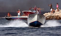 Dünyanın en iyi ahşap tekneleri görücüye çıktı, kadınlar gövde gösterisi yaptı