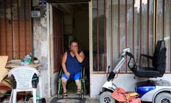 Engelli kadın evinden tahliye kararıyla gözyaşlarına boğuldu: Gülücükler saçtığı yuvasından ağlayarak çıktı