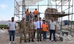 Erciş’te 2011 Van depreminde hasar gören kümbette restorasyon çalışması devam ediyor