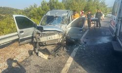 Foça’da iki ayrı trafik kazası: 8 yaralı