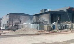 Gaziantep’te boya fabrikasında yangın