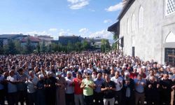 Haniye için Erzurum’da gıyabi cenaze namazı kılındı