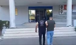 İzmir’de aranan şahıslara şafak operasyonu
