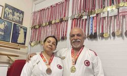Karate salonunda başlayan aşk 34 yılın sonunda madalyayı buldu