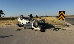 Kilis-Gaziantep karayolunda iki araç çarpıştı: 2 yaralı