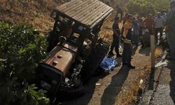 Manisa’da tırla çarpışan traktör sürücüsü hayatını kaybetti