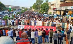 Pakistan’da Haniye için gıyabi cenaze namazı kılındı