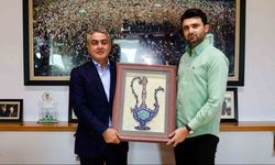 Rahmi Aksoy’dan, Bursaspor’a ziyaret