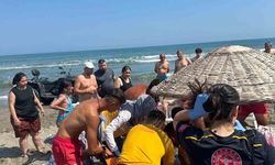 Samsun’da denizde boğulma tehlikesi geçiren 3 kişi kurtarıldı