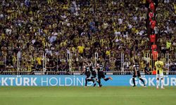 UEFA Şampiyonlar Ligi 2. Eleme Turu: Fenerbahçe: 0 - FC Lugano: 1 (İlk yarı)