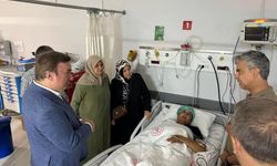 Vali Aydoğdu’dan hastanede tedavi gören şehit annesine ziyaret