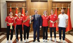 Vali Tavlı’dan Türkiye’nin gururu özel sporculara tebrik