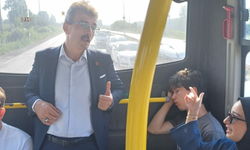 Erenler Belediye Başkanı Halkla İç İçe: Otobüsle İşe Gidiyor