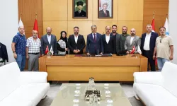Alemdar, MHP Arifiye İlçe Başkanını Belediyede Ağırladı