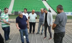 Atatürk Stadyumu'nda Zemin Yenileme Çalışmaları Devam Ediyor