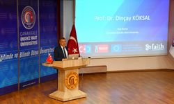 ÇOMÜ'de "akademik dürüstlük" konferansı düzenlendi