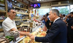 İçişleri Bakanı Yerlikaya Edirne'de esnaf ziyareti yaptı