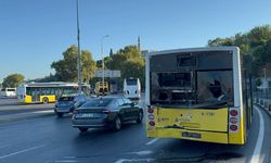 Üsküdar'da İETT otobüsüne çarpan şehirlerarası yolcu otobüsündeki 3 kişi yaralandı