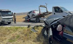 3 aracın karıştığı kazada 1 kişi öldü, 4 kişi yaralandı