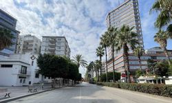 Adana’da kavuran sıcaklarla sokaklar boşaldı, kentteki sakinlik vatandaşı memnun etti