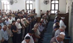 Adıyaman’da Cuma namazı sonrası gıyabi cenaze namazı kılındı