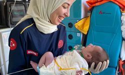 Ambulans uçak 44 günlük bebek için havalandı