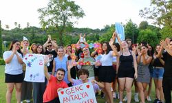 Antalya’da gençler Dünya Arkadaşlık Günü’nde buluştu