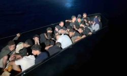 Datça’da 48 düzensiz göçmen ve 13 çocuk kurtarıldı