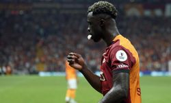 Davinson Sanchez’in sağ üst arka adalesinde kanama tespit edildi