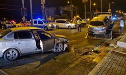 Diyarbakır’da 3 aracın karıştığı zincirleme kazada 7 kişi yaralandı