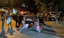 Keşan’da hafif ticari aracın çarpıp kaçtığı otomobildeki 1 kişi yaralandı