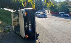 Polis otosuyla çarpışan aracın sürücü yaralandı