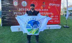 Sakarya Büyükşehirli sporcu okçulukta Türkiye üçüncüsü oldu