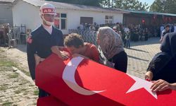 Somali’de şehit olan Uzman Çavuş Seydi Ünlü baba ocağında toprağa verildi